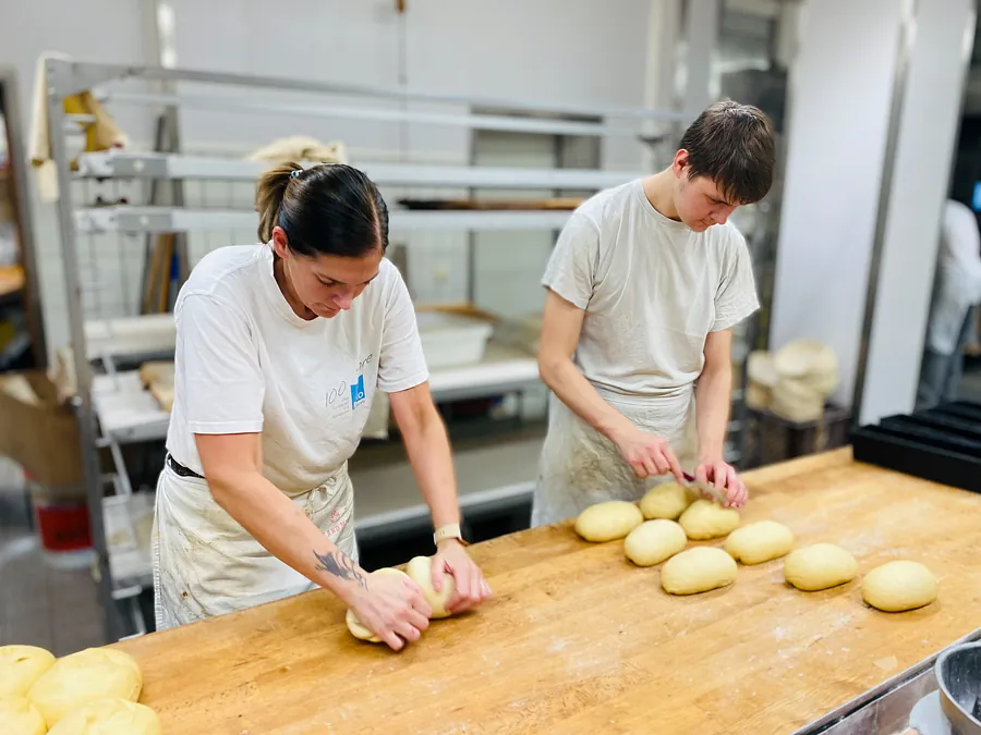 Bäckerei Christian Peter Brück - Gessele & Azubi
